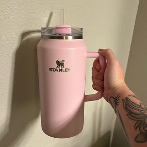 Stanley x Target 64oz Tulle Quencher
